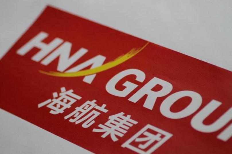 ■海航近年大肆收購項目逾400億美元,債台高築。資料圖片 ■海航近年大肆收購項目逾400億美元,債台高築。資料圖片
