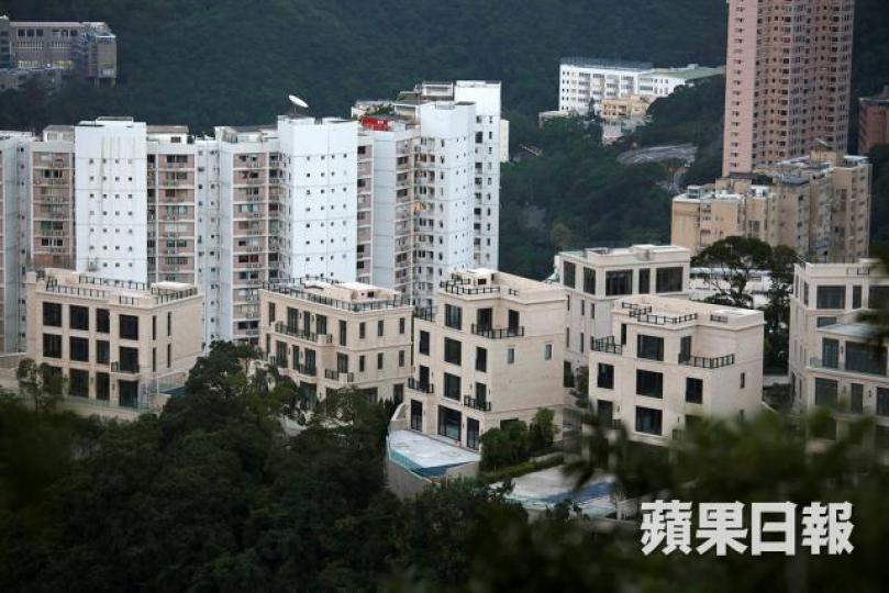 ■Mount Nicholson以平均呎價13.2萬元成交,創下地球最貴的紀錄。 資料圖片 ■Mount Nicholson以平均呎價13.2萬元成交,創下地球最貴的紀錄。 資料圖片