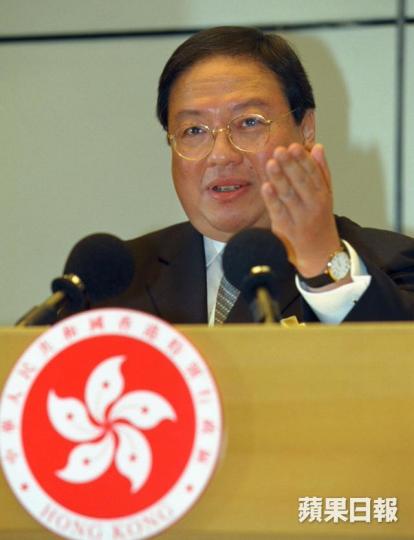 何志平 何志平