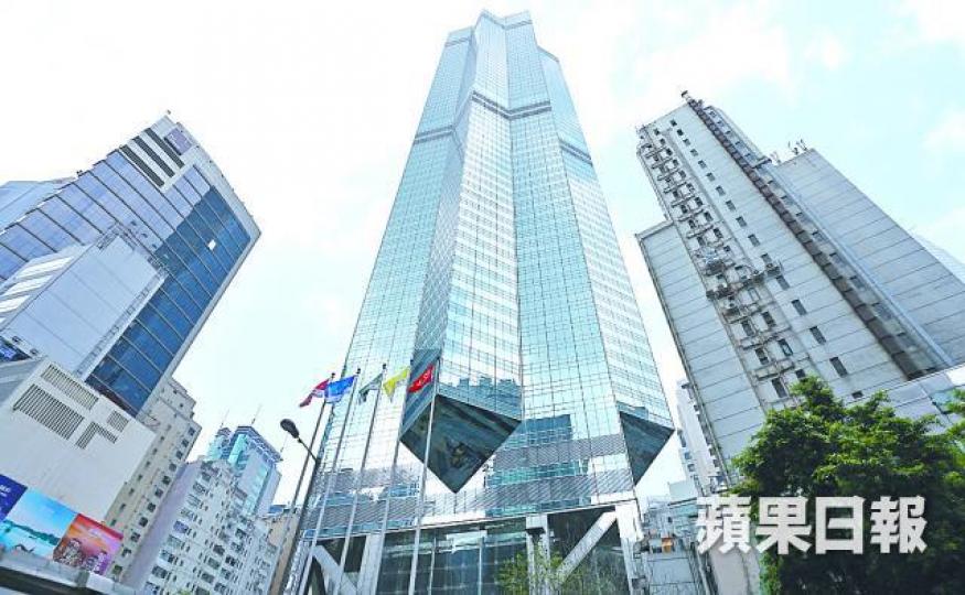 ■星展銀行持有的中環中心9樓全層,上月以5.94億元易手。資料圖片
■星展銀行持有的中環中心9樓全層,上月以5.94億元易手。資料圖片