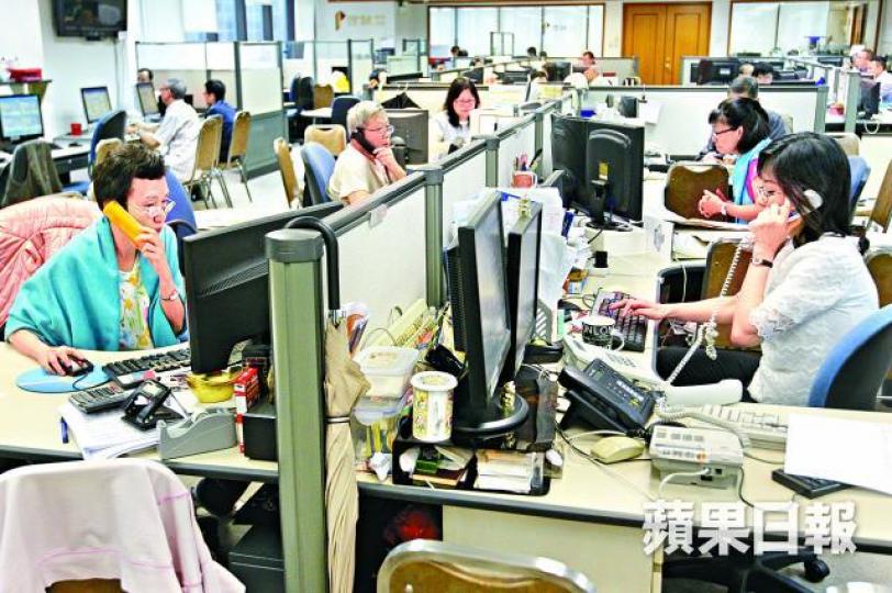 ■港股上周加快升勢,更一度突破三萬點,令市場氣氛升溫。資料圖片 ■港股上周加快升勢,更一度突破三萬點,令市場氣氛升溫。資料圖片
