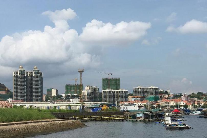 ■內地某些經濟發展強勁的城市,對物業需求仍然殷切。 資料圖片 ■內地某些經濟發展強勁的城市,對物業需求仍然殷切。 資料圖片