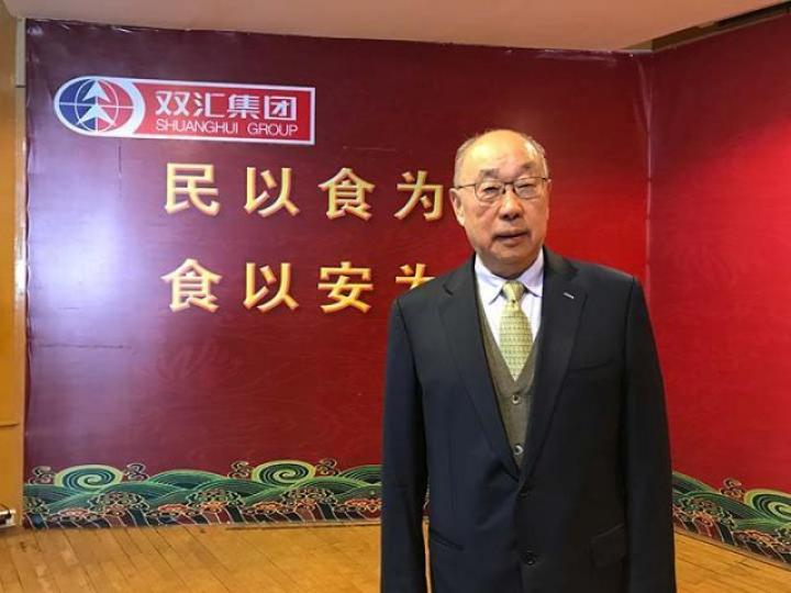 ■萬隆今年已經76歲,佢話自己仲未有退休時間表。 ■萬隆今年已經76歲,佢話自己仲未有退休時間表。