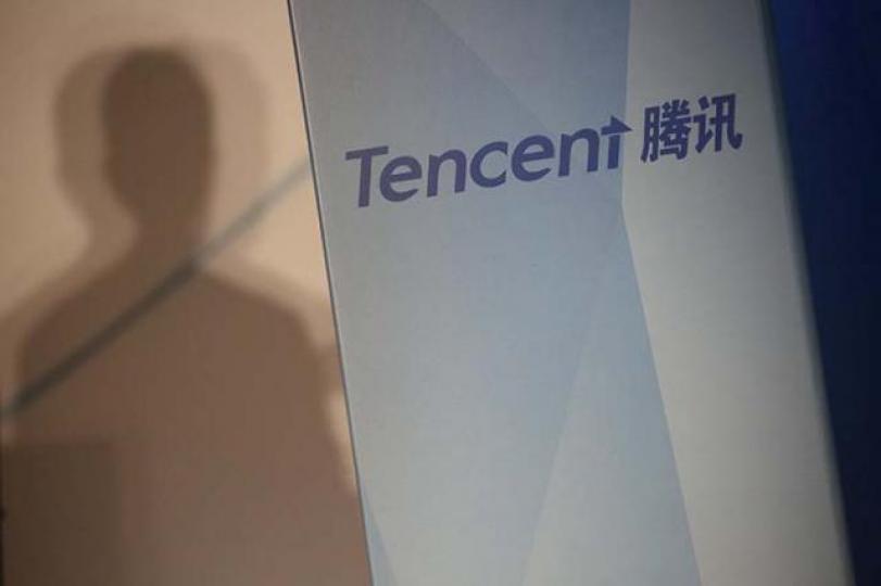 ■恒指季度檢討下周一生效,騰訊比重將被下調至10%,騰訊昨偏軟。 資料圖片 ■恒指季度檢討下周一生效,騰訊比重將被下調至10%,騰訊昨偏軟。 資料圖片