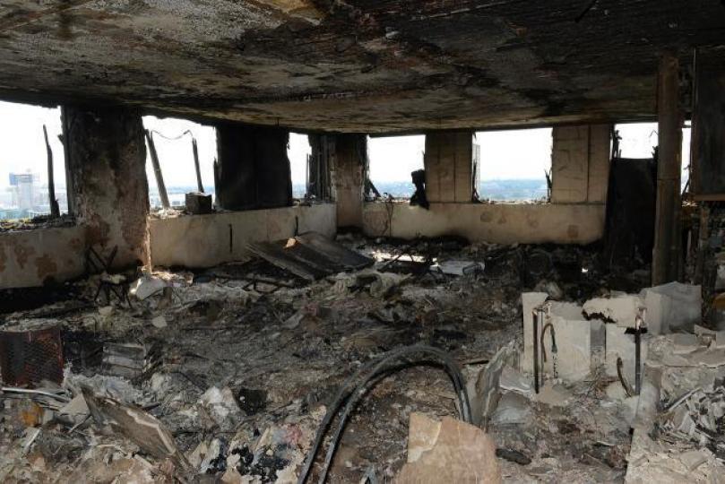 ■倫敦公屋Grenfell Tower嘅一場大火,令好多管理公司要調升管理費。 資料圖片 ■倫敦公屋Grenfell Tower嘅一場大火,令好多管理公司要調升管理費。 資料圖片