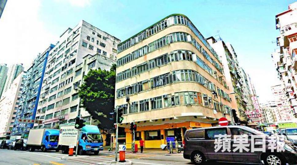 ■東華三院名下位於大角嘴的唐樓劏房今年初發生嬰兒猝死慘劇。 ■東華三院名下位於大角嘴的唐樓劏房今年初發生嬰兒猝死慘劇。