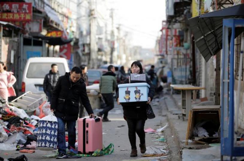 ■外地工人無家可歸。 ■外地工人無家可歸。
