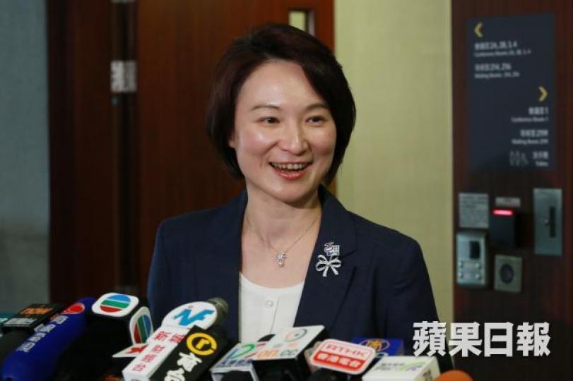 ■李慧琼指選管會在考慮政治大事時,「冇將國家放喺合理因素裏面考慮」。
■李慧琼指選管會在考慮政治大事時,「冇將國家放喺合理因素裏面考慮」。