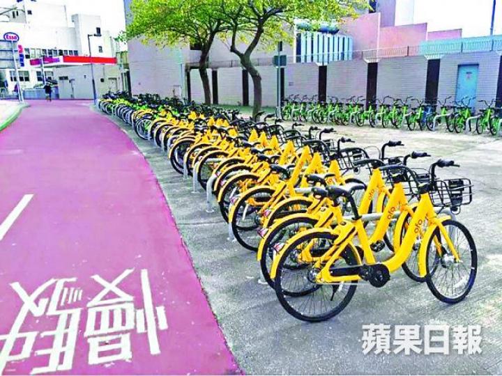 ■阿里巴巴投資的ofo上周六登陸屯門,每半小時租車費3元。 ■阿里巴巴投資的ofo上周六登陸屯門,每半小時租車費3元。