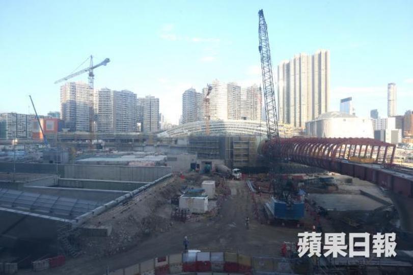 高鐵工程延誤及超支風波中,港鐵亦有向政府多索近20億元管理費前科。 高鐵工程延誤及超支風波中,港鐵亦有向政府多索近20億元管理費前科。