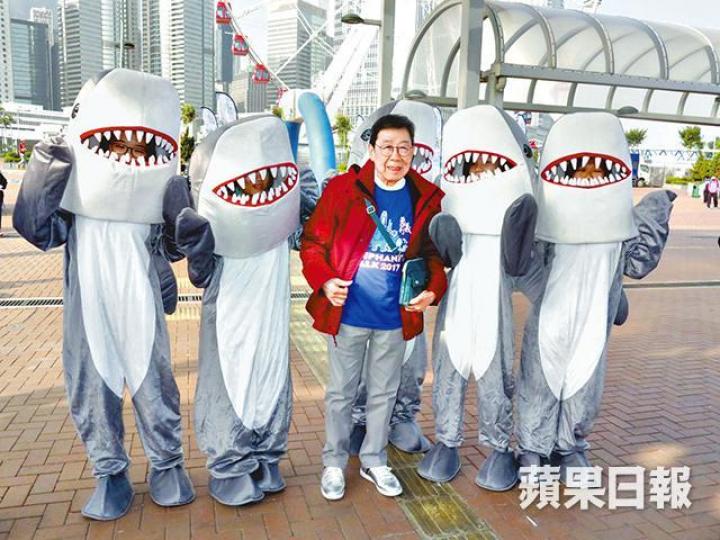 ■胡楓表示兩人少機會合作,但見面都會有傾有講。■馬仔大讚江漢是老前輩,永遠都準時。 ■胡楓表示兩人少機會合作,但見面都會有傾有講。■馬仔大讚江漢是老前輩,永遠都準時。