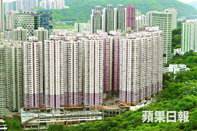 ■荃灣中心早於八十年代已落成。資料圖片 ■荃灣中心早於八十年代已落成。資料圖片