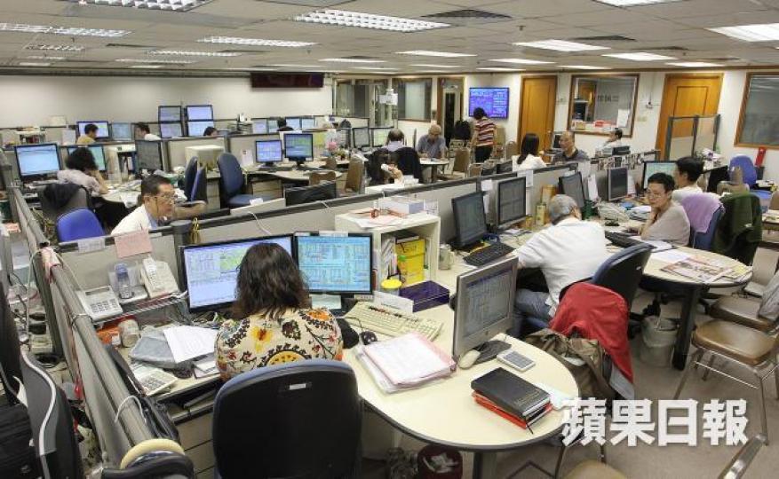 ■年長一輩股民的技術不見得特別高,可是他們最大優點是有耐性有靭性。 資料圖片 ■年長一輩股民的技術不見得特別高,可是他們最大優點是有耐性有靭性。 資料圖片