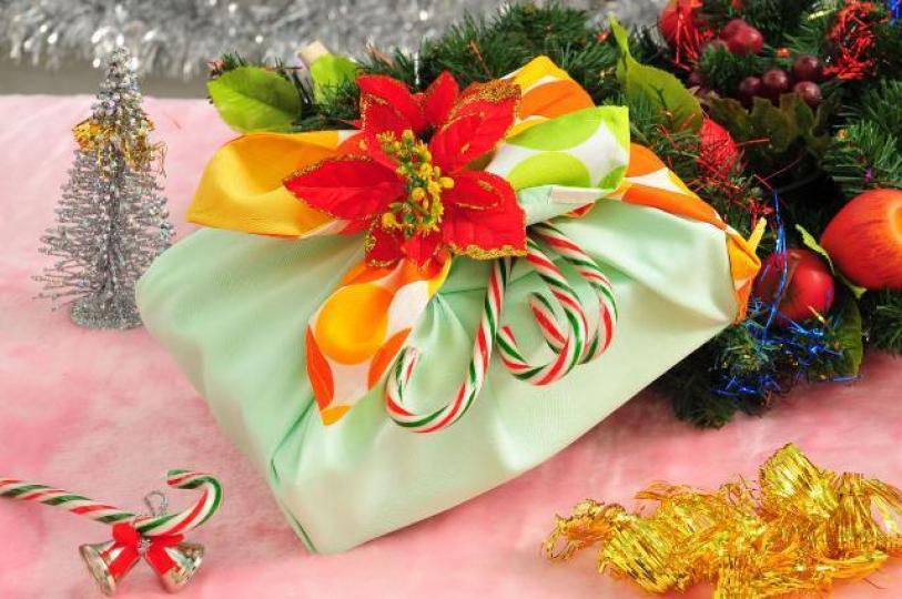 ■今年股市暢旺,送畀另一半嘅聖誕禮物要加碼?資料圖片 ■今年股市暢旺,送畀另一半嘅聖誕禮物要加碼?資料圖片