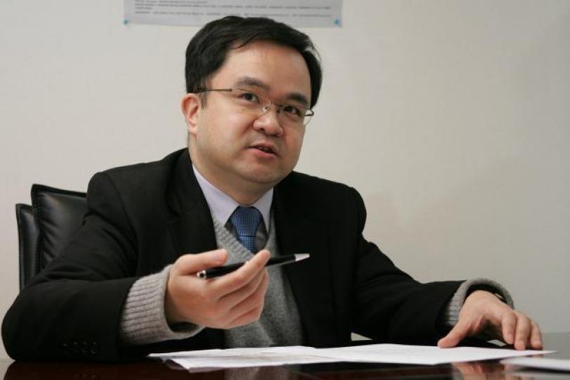 ■沈慶洪認為,早前舜宇公佈手機鏡頭出貨量差,令市場憂慮行業已進入增長放緩周期。資料圖片 ■沈慶洪認為,早前舜宇公佈手機鏡頭出貨量差,令市場憂慮行業已進入增長放緩周期。資料圖片