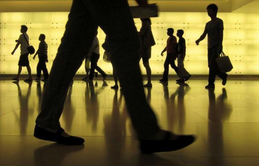 ■新人難上位,部份原因在於老細保守,令到能力不高的老人家繼續長期霸佔地盤。資料圖片 ■新人難上位,部份原因在於老細保守,令到能力不高的老人家繼續長期霸佔地盤。資料圖片
