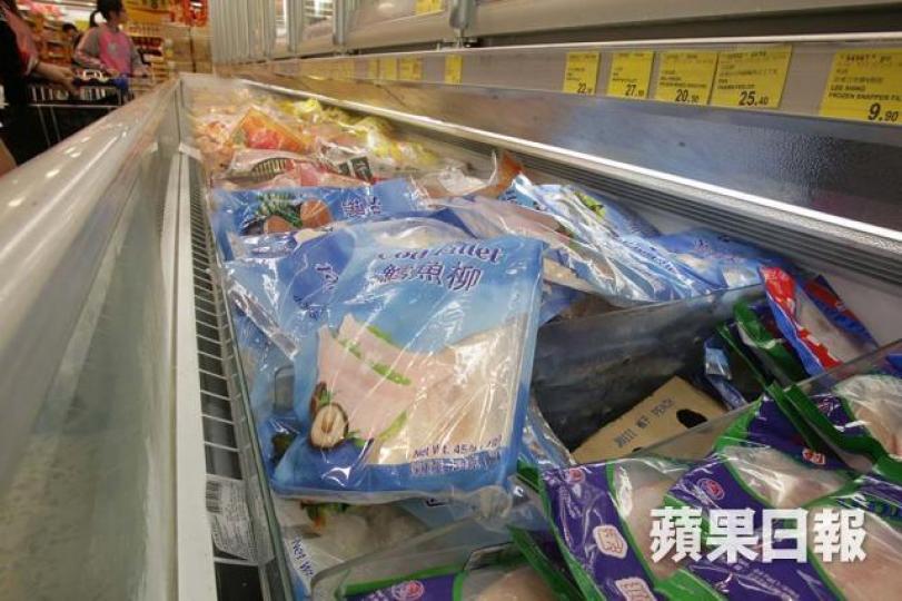 ■曾有市民在百佳購買「鱈魚」食用,事後感不適,終揭發百佳將油魚當「鱈魚」。 ■曾有市民在百佳購買「鱈魚」食用,事後感不適,終揭發百佳將油魚當「鱈魚」。