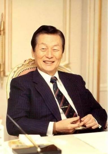 ■辛格浩昨天坐輪椅出庭。 ■辛格浩昨天坐輪椅出庭。