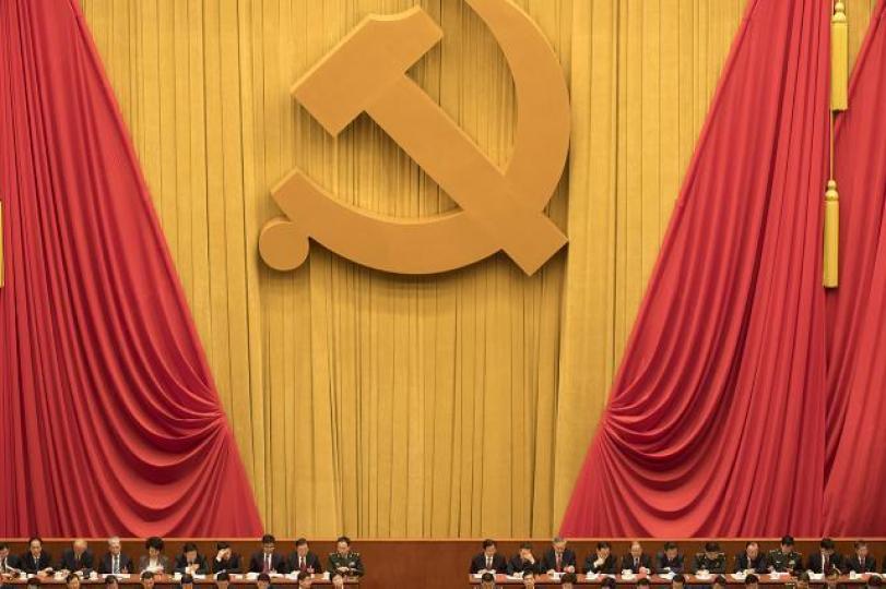 ■中央對明年政策定調,第一,係穩健貨幣政策,要保持中性;第二,係積極財政政策。資料圖片 ■中央對明年政策定調,第一,係穩健貨幣政策,要保持中性;第二,係積極財政政策。資料圖片