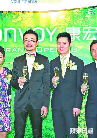 ■康宏前主席王利民(左)和前行政總裁麥光耀日前被康宏入稟。資料圖片 ■康宏前主席王利民(左)和前行政總裁麥光耀日前被康宏入稟。資料圖片