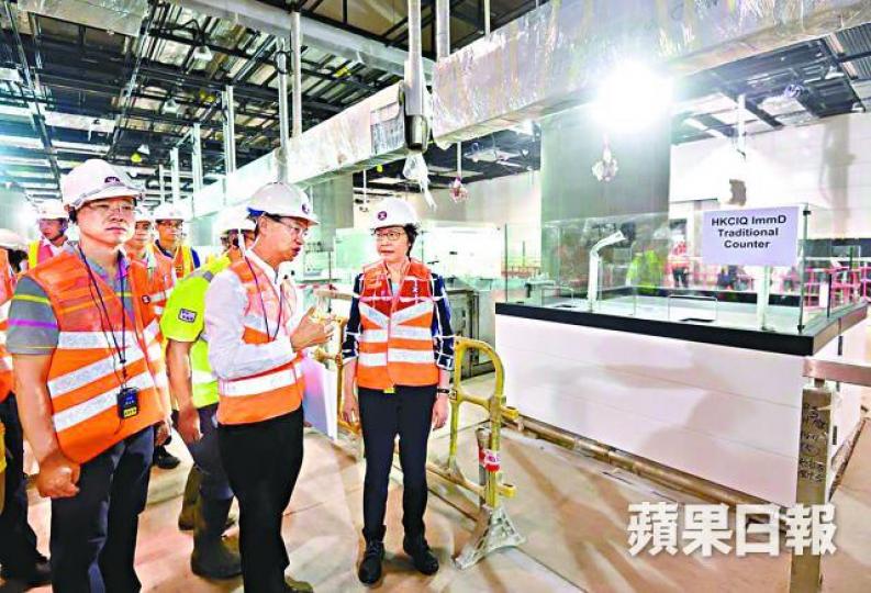 ■一地兩檢合作安排將高鐵西九龍總站約10.5萬平方米面積租予內地為內地口岸區。 ■一地兩檢合作安排將高鐵西九龍總站約10.5萬平方米面積租予內地為內地口岸區。