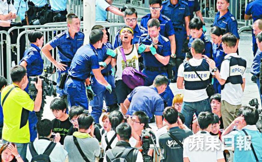 ■公民廣場屢爆示威;圖為2014年9月重奪公民廣場行動。 ■公民廣場屢爆示威;圖為2014年9月重奪公民廣場行動。