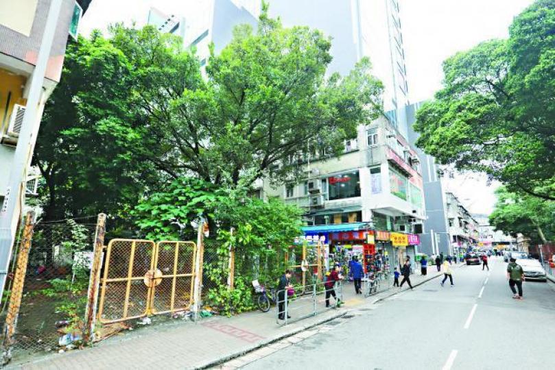 ■上水新樂街一幅「蚊型」住宅地以約1.3億元批出。資料圖片 ■上水新樂街一幅「蚊型」住宅地以約1.3億元批出。資料圖片
