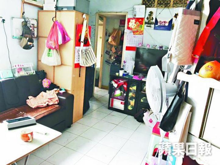 ■屯門建生邨叫價750萬元的單位,室內裝修一般。 ■屯門建生邨叫價750萬元的單位,室內裝修一般。