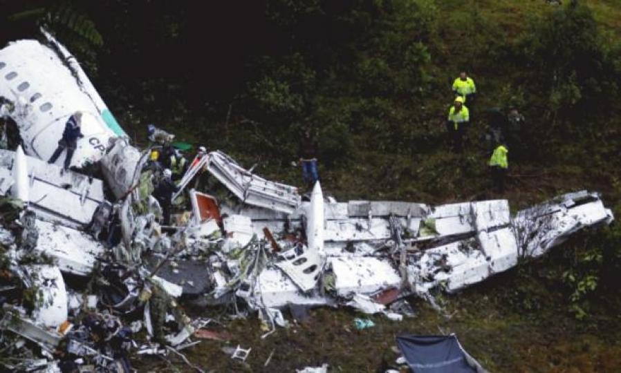 _e123_T45AnR_crash01