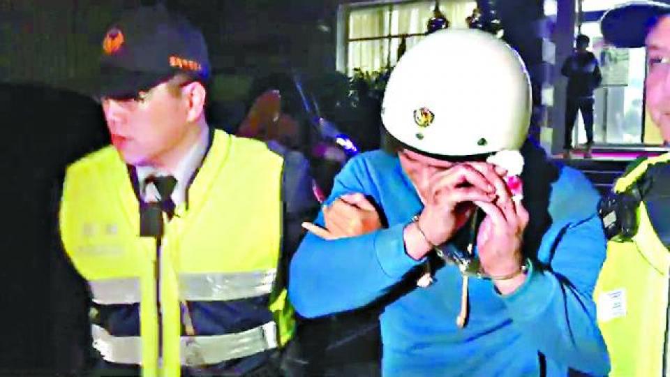 ■李聖光涉酒後駕駛被捕。 ■李聖光涉酒後駕駛被捕。