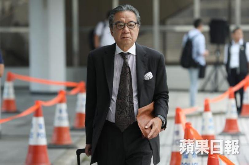 ■駱應淦在參選個人聲明指,年輕大律師近年要以折扣價接受訴訟案件,「這是過去難以想像」。資料圖片 ■駱應淦在參選個人聲明指,年輕大律師近年要以折扣價接受訴訟案件,「這是過去難以想像」。資料圖片