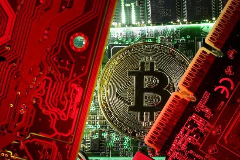 ■比特幣價格昨日最多跌近2,000美元,低見13,105美元。資料圖片 ■比特幣價格昨日最多跌近2,000美元,低見13,105美元。資料圖片