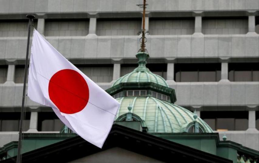 ■日本央行宣佈減少購買日債100億日圓,日債十年期息率自上月低點0.038%升逾一倍,高見0.089%。資料圖片 ■日本央行宣佈減少購買日債100億日圓,日債十年期息率自上月低點0.038%升逾一倍,高見0.089%。資料圖片