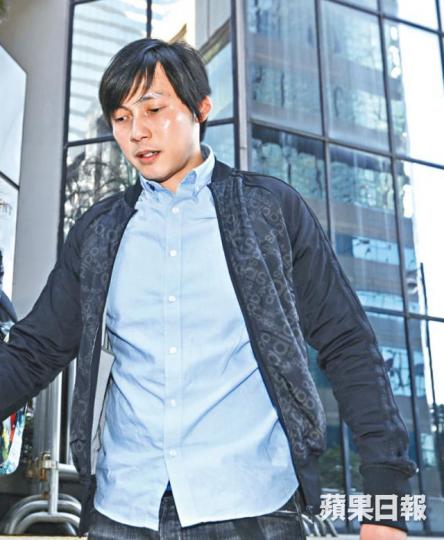 ■前香港足球先生李威廉認收賄款打假波,獲准保釋候懲。李家皓攝■涉案球員郭建邦曾任飛馬隊長。 ■前香港足球先生李威廉認收賄款打假波,獲准保釋候懲。李家皓攝■涉案球員郭建邦曾任飛馬隊長。
