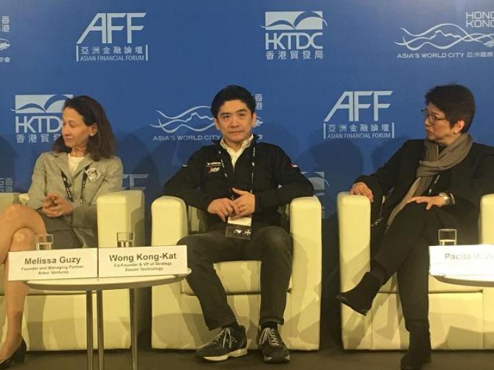■小米聯合創辦人黃江吉(中)昨日出席亞洲金融論壇。 ■小米聯合創辦人黃江吉(中)昨日出席亞洲金融論壇。