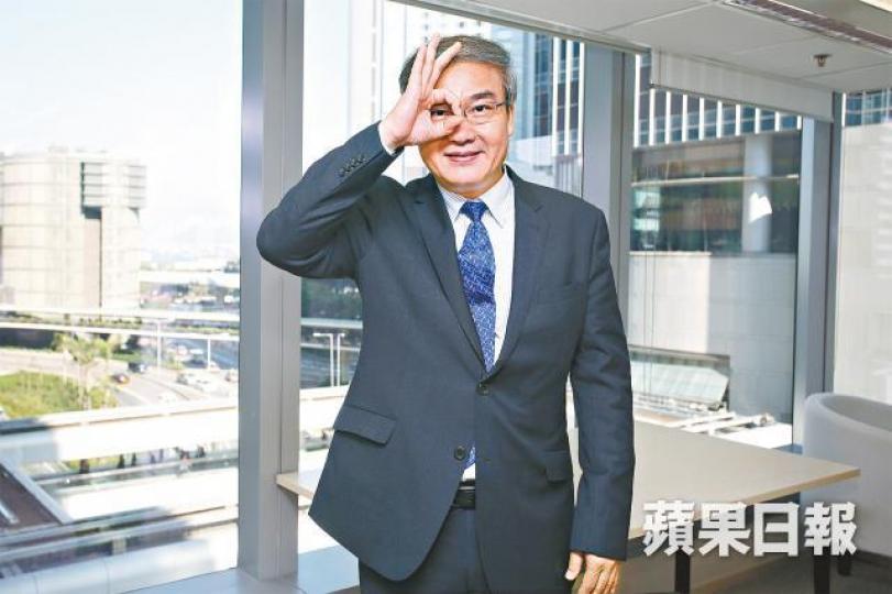 ■林順潮■昨日早上有七隻新股罕有地同時舉行上市儀式。黃耀興攝 ■林順潮■昨日早上有七隻新股罕有地同時舉行上市儀式。黃耀興攝