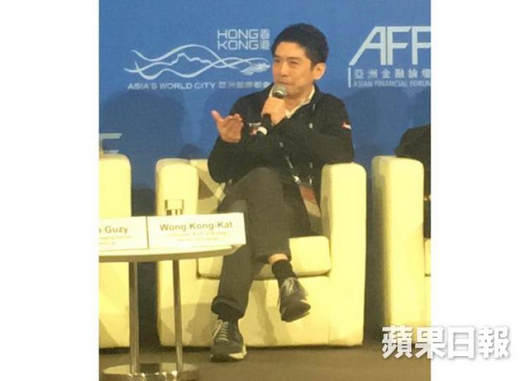 ■黃江吉寄語年輕人應勇敢追夢,學習自己感興趣嘅事。 ■黃江吉寄語年輕人應勇敢追夢,學習自己感興趣嘅事。