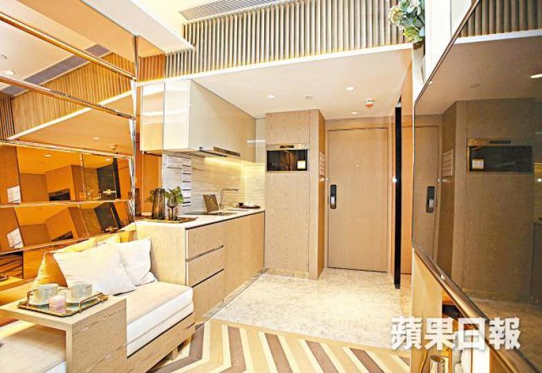 ■悅雅示範單位以開放式廚房設計。李潤芳攝■悅雅示範單位實用238方呎。 ■悅雅示範單位以開放式廚房設計。李潤芳攝■悅雅示範單位實用238方呎。