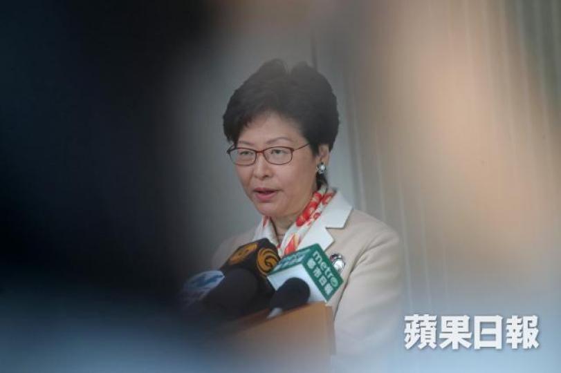 ■林鄭月娥任發展局局長時推出的充電裝置被指毫無成效,反被發展商賺到盡。 ■林鄭月娥任發展局局長時推出的充電裝置被指毫無成效,反被發展商賺到盡。