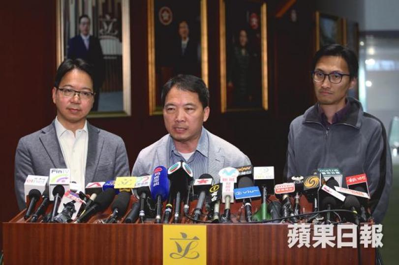 ■數名民主派議員昨撤回多項譴責建制派議員的議案。 ■數名民主派議員昨撤回多項譴責建制派議員的議案。