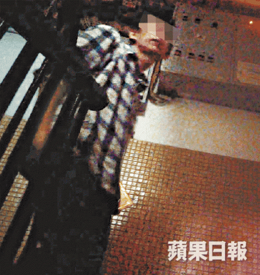 ■記者昨到李振成親友住所查詢,對方拒回應並着記者離開。 ■記者昨到李振成親友住所查詢,對方拒回應並着記者離開。