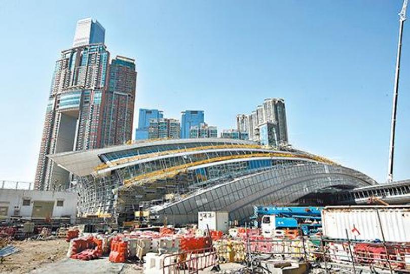 ■香港律師會昨發表聲明,促請港府釐清高鐵一地兩檢的法理基礎。 ■香港律師會昨發表聲明,促請港府釐清高鐵一地兩檢的法理基礎。