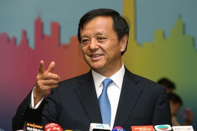 ■李小加擁港交所近100萬股,市值接近3億元。資料圖片 ■李小加擁港交所近100萬股,市值接近3億元。資料圖片