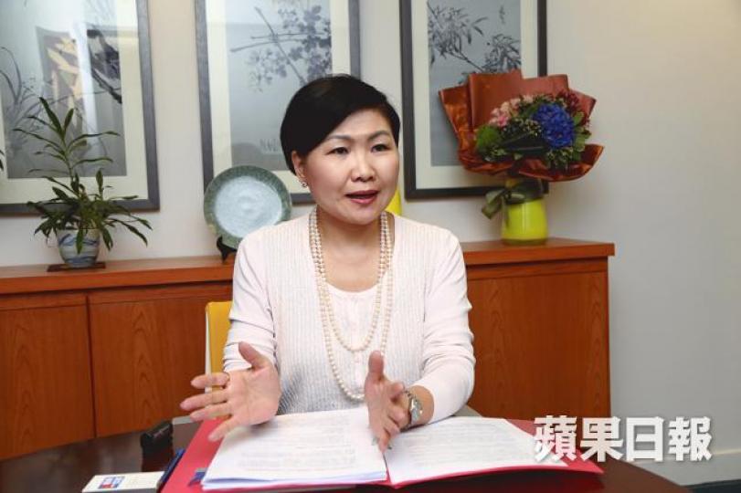 ■消委會總幹事黃鳳嫺促機管局做好監管。 ■消委會總幹事黃鳳嫺促機管局做好監管。
