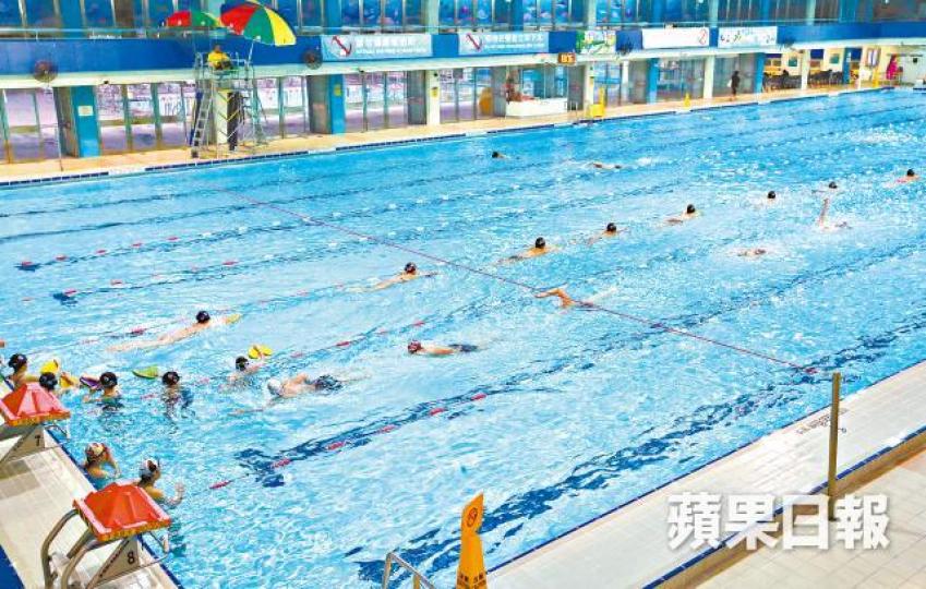 ■泳總年年加報名費,令基層出身的運動員痛失代表香港的機會。黃耀興攝 ■泳總年年加報名費,令基層出身的運動員痛失代表香港的機會。黃耀興攝