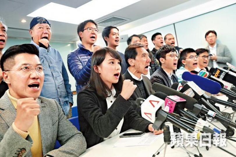 ■民主派召開記招籲市民今出席反DQ集會,彰顯民間力量。 ■民主派召開記招籲市民今出席反DQ集會,彰顯民間力量。