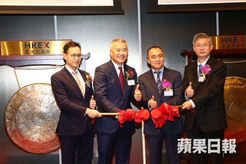 ■歐化國際行政總裁吳冠強(左二)表示,正在新界西及九龍東物色新分店。王偉洪攝 ■歐化國際行政總裁吳冠強(左二)表示,正在新界西及九龍東物色新分店。王偉洪攝