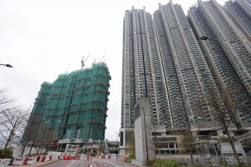 ■成交吸納量>落成量>施工量這個「黃金比例」,是地產霸權的賺錢保證。資料圖片 ■成交吸納量>落成量>施工量這個「黃金比例」,是地產霸權的賺錢保證。資料圖片