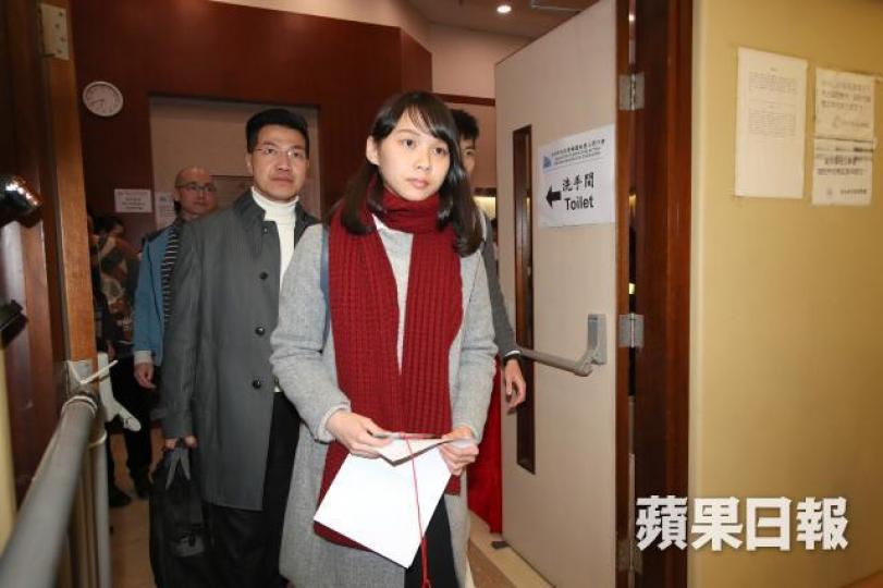 ■周庭早前被拒入閘參選,英美分別表態聲援周庭。 ■周庭早前被拒入閘參選,英美分別表態聲援周庭。
