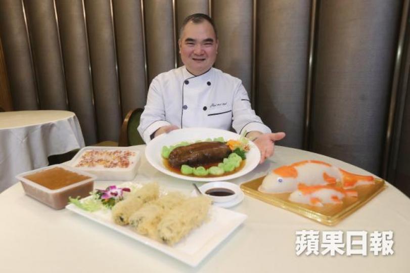 ■百樂潮州酒家行政總廚許美德表示,今年團年飯檔期的訂座已滿。朱永倫攝 ■百樂潮州酒家行政總廚許美德表示,今年團年飯檔期的訂座已滿。朱永倫攝